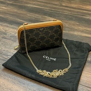 ❌SOLD❌ Celine Clutch On Chain in Brown Triomphe Canvas and Tan Lambskin